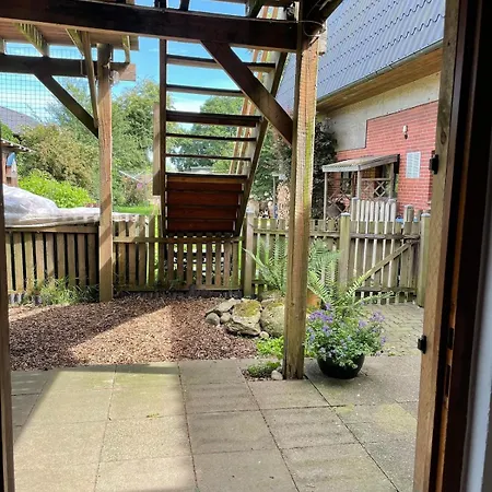 Stilvolle 3 Zimmer-wohnung Auf Saniertem Resthof Reher